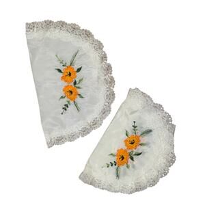 Vintage Handmade Floral Doily Set of 4 White Lace Orange Flower Cottage Romantic